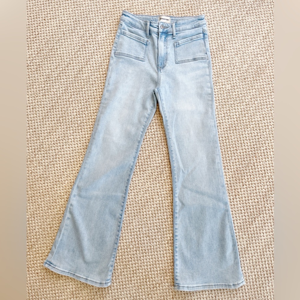 Industry High Rise Flare Jeans Light Wash Size 8/29 - stretch light wash